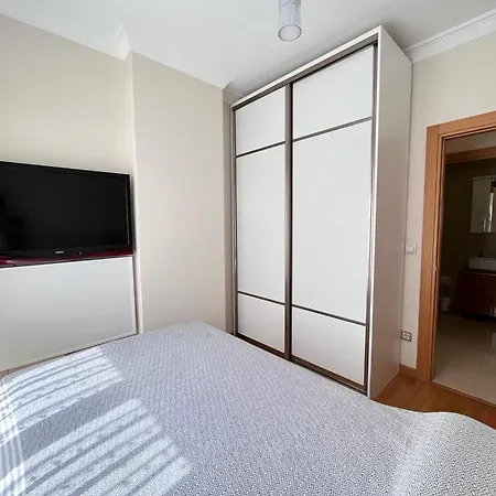 Palladium , Very Close To Baghdad Boulevard, Ideal For Families 이스탄불