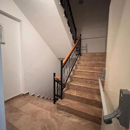 Palladium , Very Close To Baghdad Boulevard, Ideal For Families *